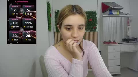 Snapshot of ambar_lynn chatting on November 20, 8:08 pm mbar online show from November 20, 8:08 pm