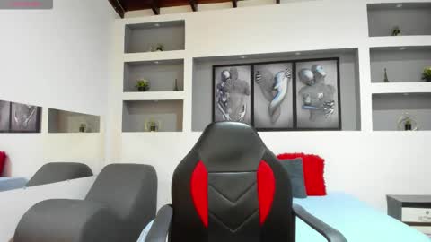 Ambar  online show from November 26, 1:12 pm