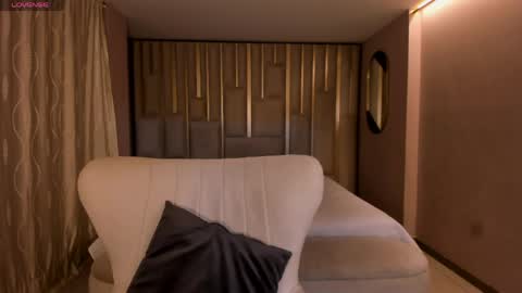 Ambar  online show from April 13, 10:43 am