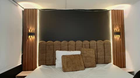 AMBAR LEE online show from March 20, 11:59 am