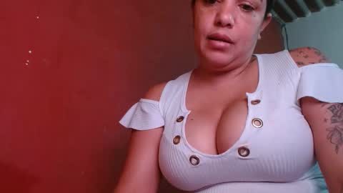 Snapshot of ambarmilf09 chatting on November 7, 5:24 pm ambarmilf09 online show from November 7, 5:24 pm