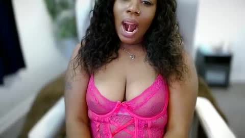 Snapshot of ambarose88 chatting on October 30, 4:41 pm Amoya online show from October 30, 4:41 pm