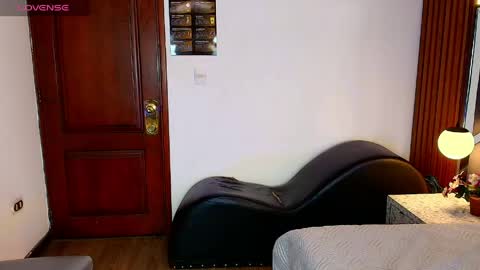 Snapshot of ambaross chatting on June 9, 2:06 pm Ambar Ross online show from June 9, 2:06 pm