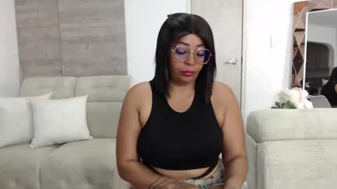  Amber Sofhia  online show from December 3, 8:29 pm