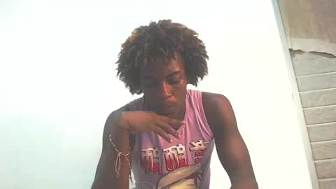 Snapshot of ambartxsex chatting on January 16, 2:30 am ambartxsex online show from January 16, 2:30 am