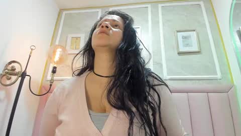   online show from November 22, 3:38 am