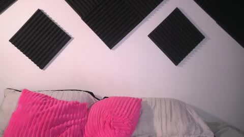 Amber online show from April 12, 12:48 am