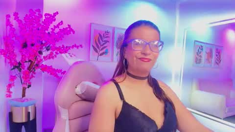 amber__rouge online show from January 10, 3:52 am