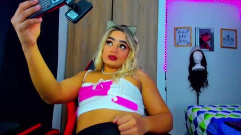 Amber sofia  pitter online show from July 25, 11:08 am