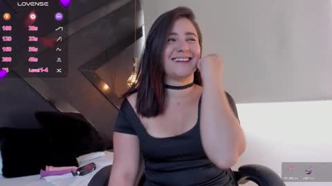 Snapshot of amber_blis chatting on November 20, 1:00 pm A M B E R online show from November 20, 1:00 pm