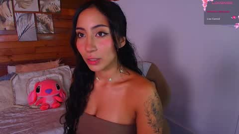 amber_curly online show from December 3, 9:57 pm