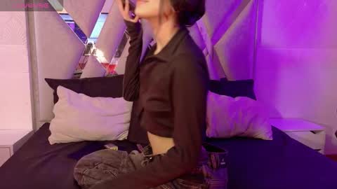 Snapshot of amber_fox09 chatting on September 19, 3:24 pm Amber online show from September 19, 3:24 pm