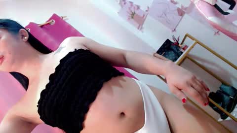 Amber online show from February 12, 11:05 am