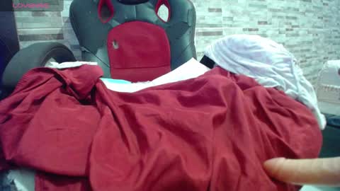 Snapshot of amber_kholin chatting on January 19, 3:08 am scarlett online show from January 19, 3:08 am