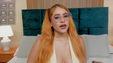 Snapshot of amber_kiss_ chatting on June 9, 6:41 pm Emily online show from June 9, 6:41 pm