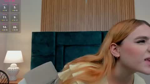 Snapshot of amber_kiss_ chatting on July 1, 6:18 pm Emily online show from July 1, 6:18 pm