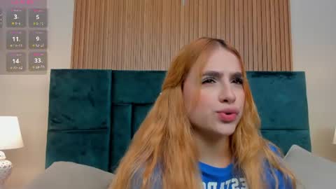 Snapshot of amber_kiss_ chatting on July 4, 6:36 pm Emily online show from July 4, 6:36 pm
