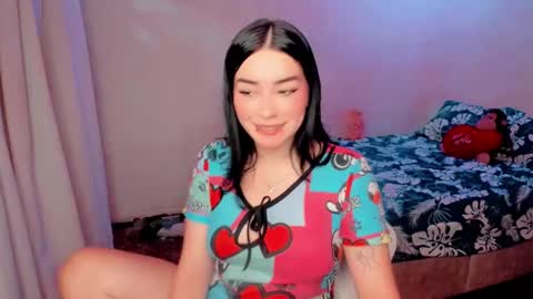 amber online show from December 3, 12:35 am