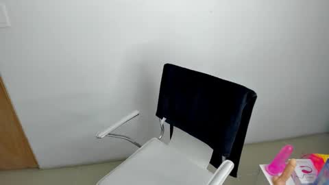 ammber online show from February 26, 3:19 pm