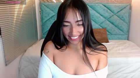 Snapshot of amber_morgan1 chatting on December 27, 1:11 am Amber online show from December 27, 1:11 am