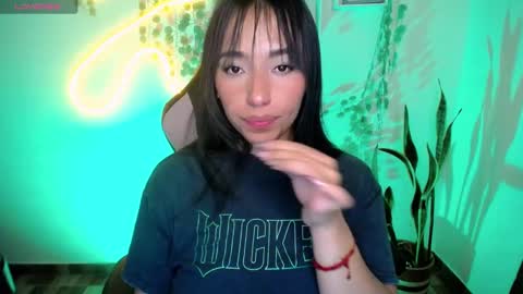 Snapshot of amber_morgan1 chatting on February 22, 7:12 am Amber online show from February 22, 7:12 am