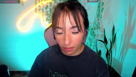 Snapshot of amber_morgan1 chatting on February 22, 10:18 am Amber online show from February 22, 10:18 am