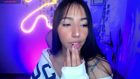 Snapshot of amber_morgan1 chatting on February 25, 10:37 am Amber online show from February 25, 10:37 am