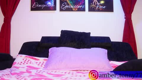     online show from November 15, 10:12 am