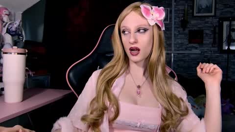 Snapshot of amberangel666 chatting on March 6, 8:38 pm DEMONESS AMBER 666 online show from March 6, 8:38 pm