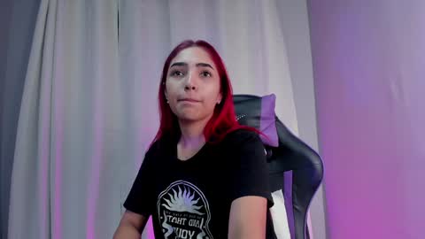 Amber Baker  online show from February 7, 12:17 pm