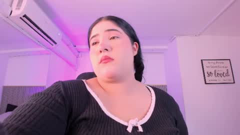 Snapshot of amberinihoffman chatting on June 24, 12:04 pm Amber online show from June 24, 12:04 pm