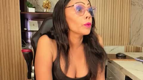   online show from March 25, 2:34 pm