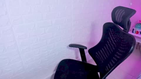 Amber online show from December 18, 7:47 am