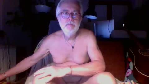 Amberr11 online show from September 28, 10:04 pm