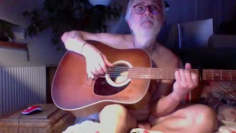 Amberr11 online show from October 28, 11:51 pm