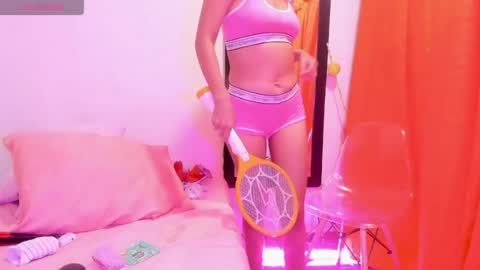 Snapshot of amberr_sweet_ chatting on July 30, 9:14 pm Amberr Sweet online show from July 30, 9:14 pm