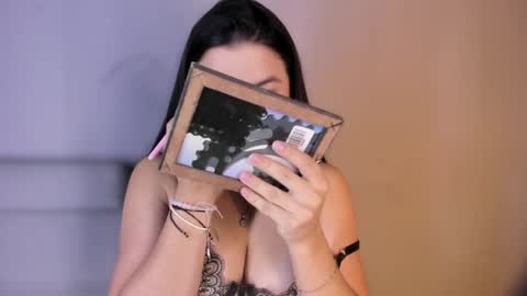 Amber Ferreira online show from December 10, 12:16 pm