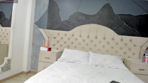 Snapshot of amberrgrey_ chatting on September 9, 5:34 pm Amber Grey online show from September 9, 5:34 pm