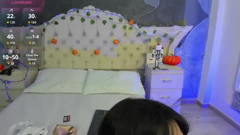 Snapshot of amberrgrey_ chatting on October 29, 6:42 pm Amber Grey online show from October 29, 6:42 pm