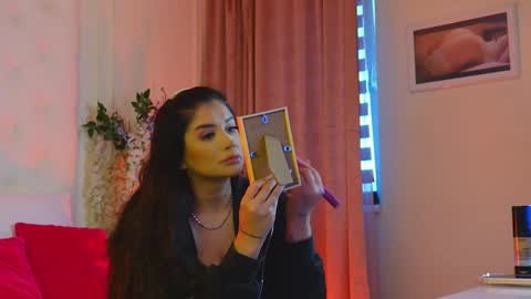 Amberseyes online show from April 8, 5:29 am