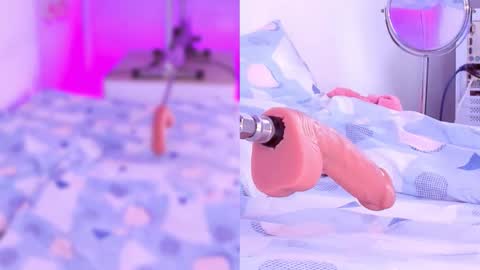 Snapshot of amberthomson_cm chatting on March 12, 3:23 am . . online show from March 12, 3:23 am