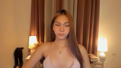 BIGCOCK AMBER online show from February 9, 11:20 pm