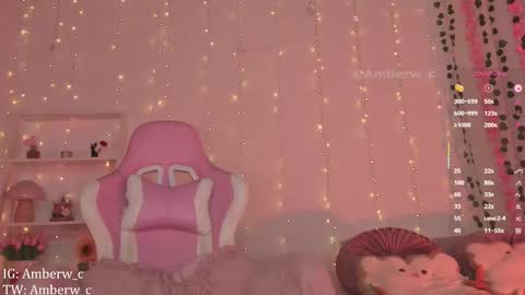 IG - TW Amberw c online show from November 30, 9:52 pm