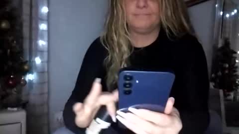 amdavis388 online show from November 23, 8:36 am