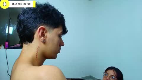 Amelia  Lucas online show from December 27, 6:14 am