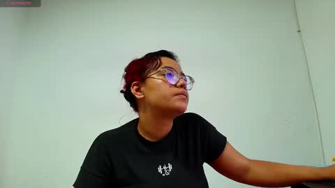 Amelia  Lucas online show from January 8, 4:02 am