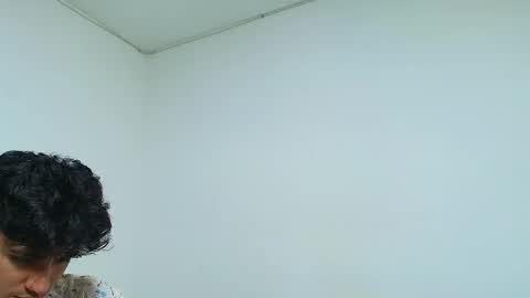 Amelia  Lucas online show from January 22, 1:10 am