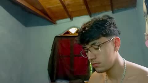 Amelia  Lucas online show from September 15, 6:41 pm