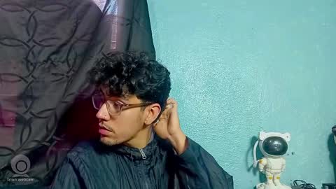 Amelia  Lucas online show from October 9, 3:32 pm