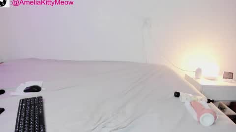 Amelia Hot online show from September 23, 5:49 pm